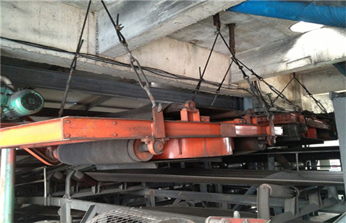 自冷带式电磁除铁器，吉林自冷带式电磁除铁器_规格型号_吉林自冷带式电磁除铁器安装效果适用范围的工作原理