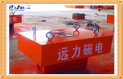 悬挂式永磁除铁器，湖北rcyb悬挂式永磁除铁器_内部磁块安装方法_湖北rcyb悬挂式永磁除铁器定制供应型号价格